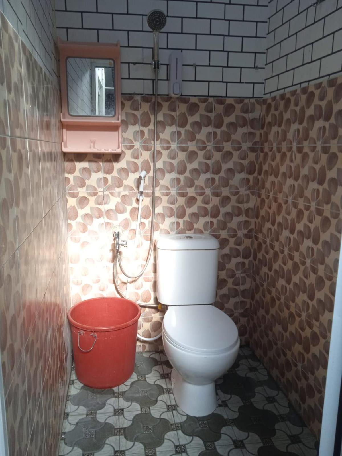 Shifana Homestay Syariah Джокякарта Екстериор снимка